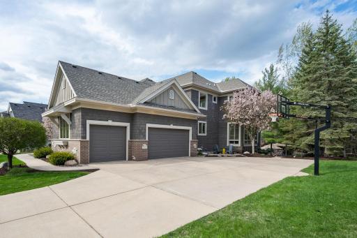 11356 Entrevaux Drive, Eden Prairie, MN 55347