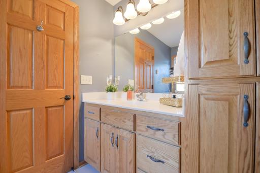 1406 Landsdown Road, Buffalo, MN 55313