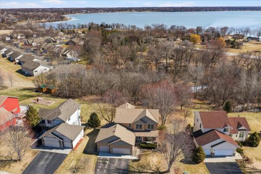 Located near Buffalo Lake with boat launch, lake access, and dog park