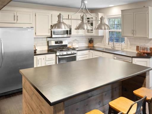 4453 Hwy 95 NE Cambridge MN 55008 USA-030-022-028-MLS_Size.jpg