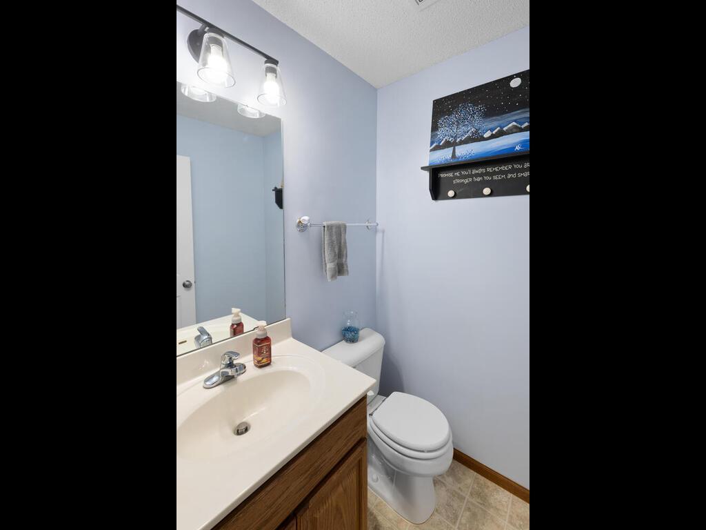 14171 Wilds Path NW Prior Lake MN 55372 USA-026-007-018-MLS_Size.jpg