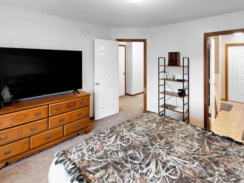 14171 Wilds Path NW Prior Lake MN 55372 USA-022-047-014-MLS_Size.jpg