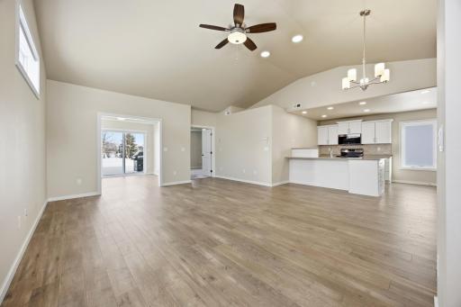 412 38th Avenue E, West Fargo, ND 58078