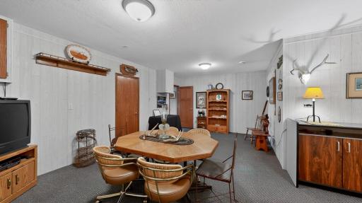 4063 Autumn Lake Court SW, Rochester, MN 55902