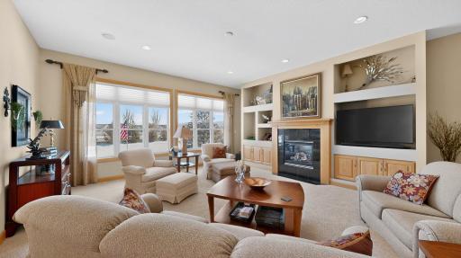 4063 Autumn Lake Court SW, Rochester, MN 55902