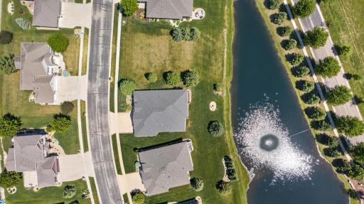 4063 Autumn Lake Court SW, Rochester, MN 55902