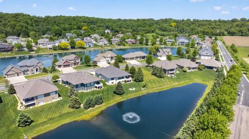 4063 Autumn Lake Court SW, Rochester, MN 55902