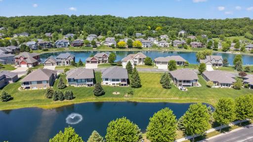 4063 Autumn Lake Court SW, Rochester, MN 55902