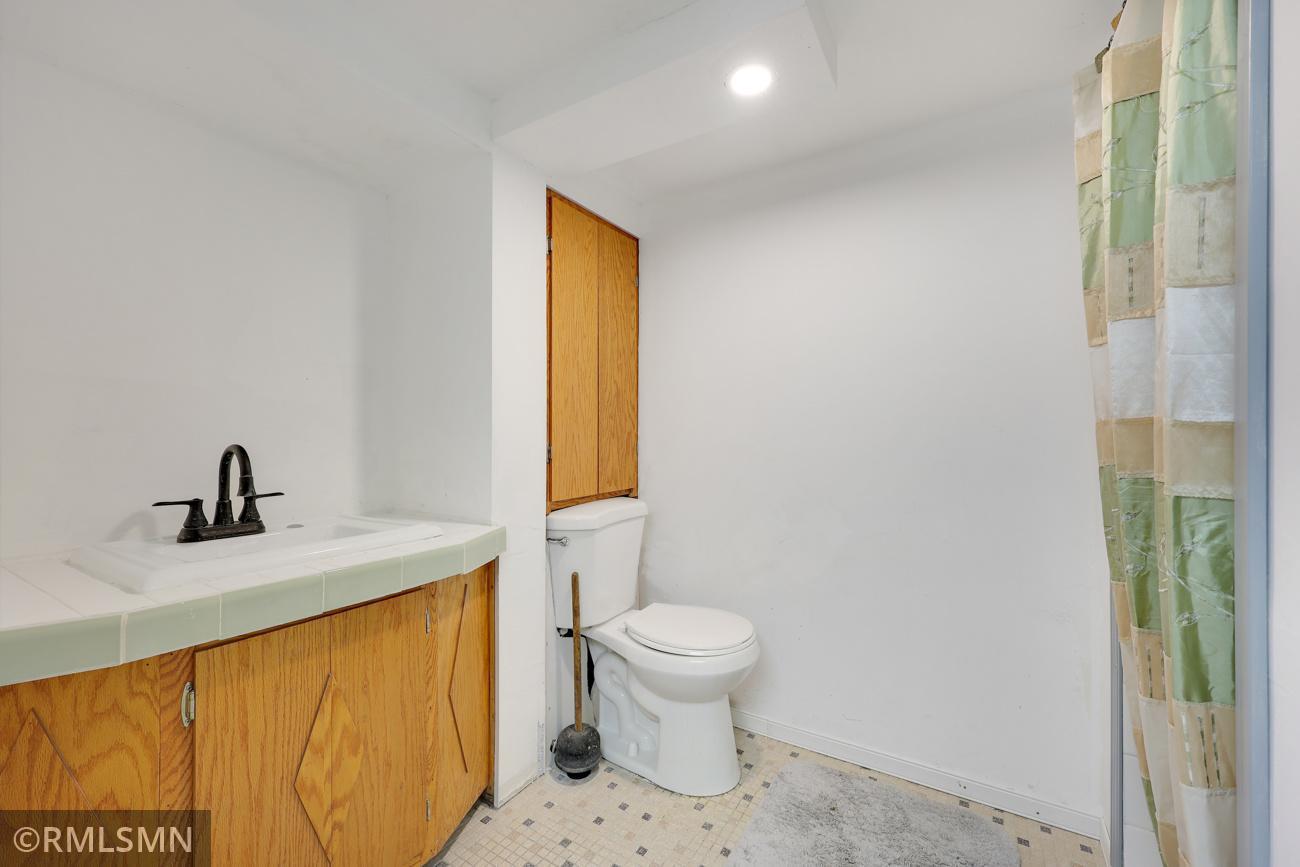 3/4 basement bathroom