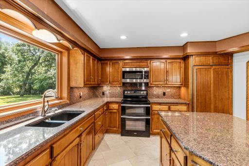 6175 Heather Place NE, Minneapolis, MN 55432