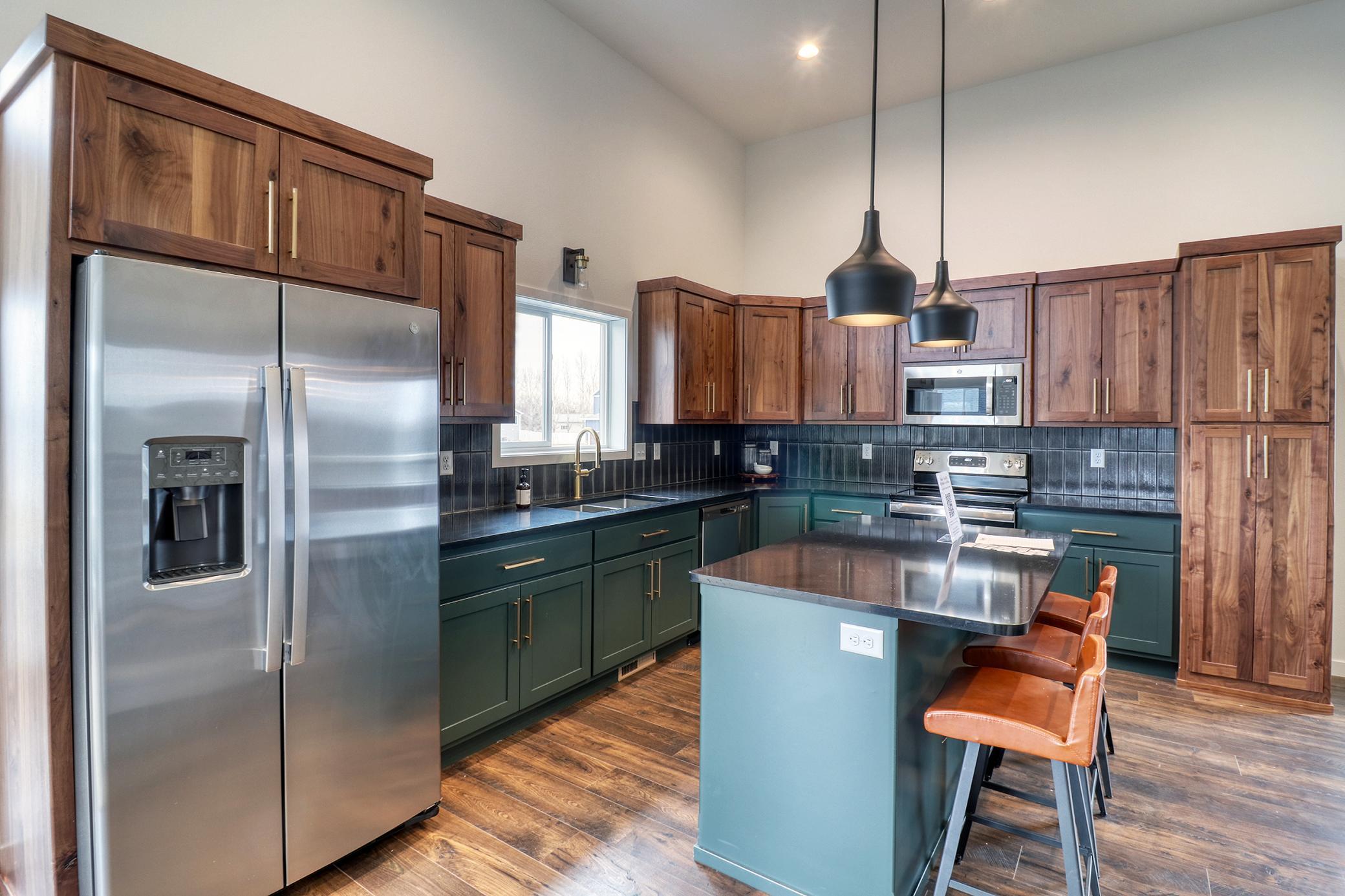 Kitchen1_3 (1).jpg