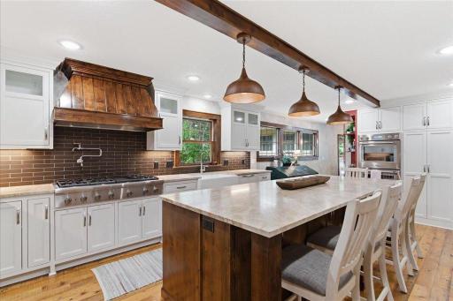 8848 Sunset Trail, Pequot Lakes, MN 56472