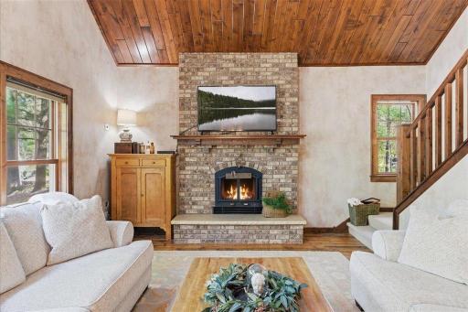 8848 Sunset Trail, Pequot Lakes, MN 56472