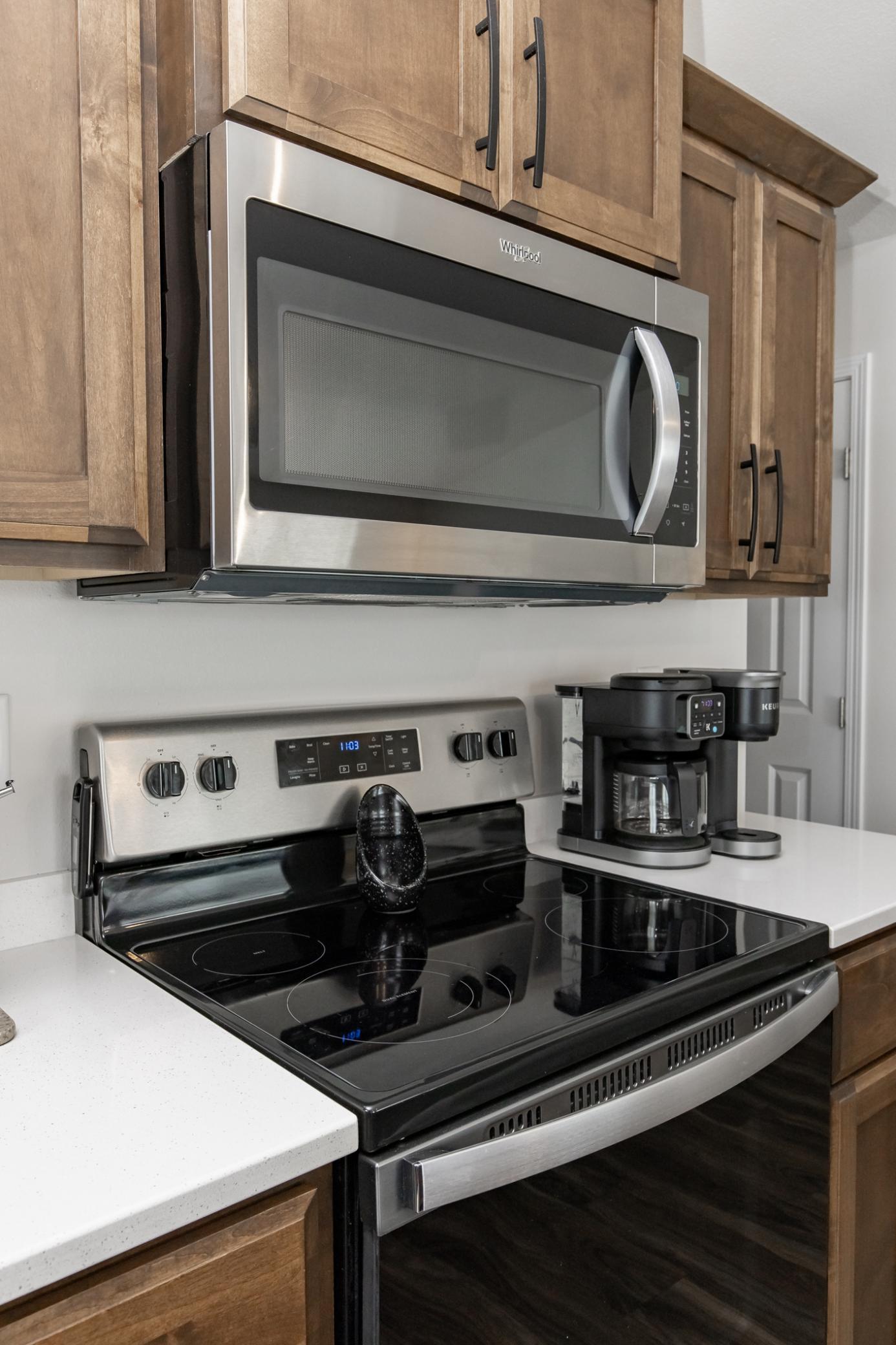 Kitchen Range/Microwave