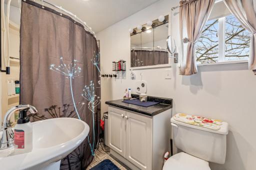 S2232 State Road 35, Alma, WI 54610