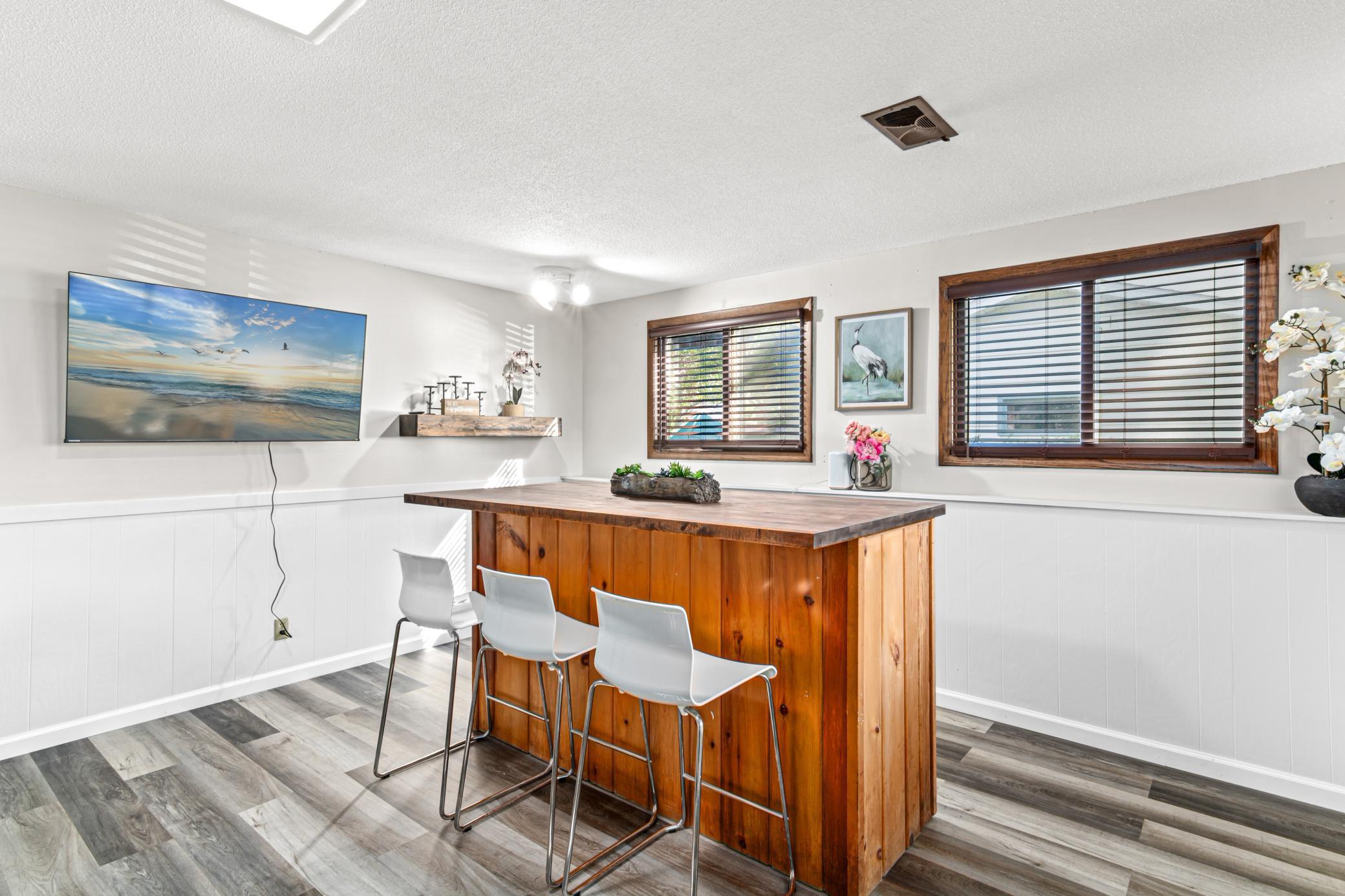 2310 Kraft Street-21.jpg