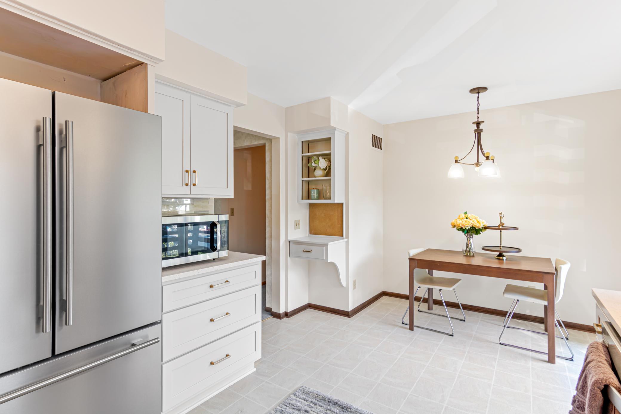 2310 Kraft Street-11.jpg