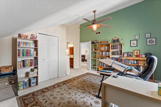 11715 177th Street W, Lakeville, MN 55044
