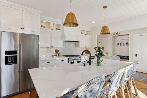 2463 Black Lake Road, Spring Park, MN 55384