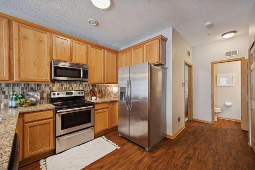 17776 66th Avenue N, Maple Grove, MN 55311