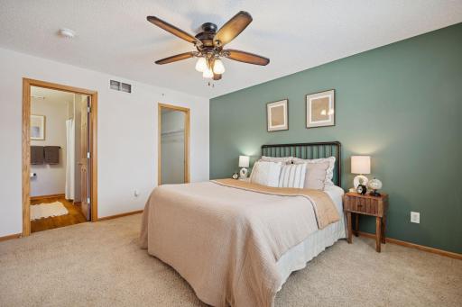 17776 66th Avenue N, Maple Grove, MN 55311