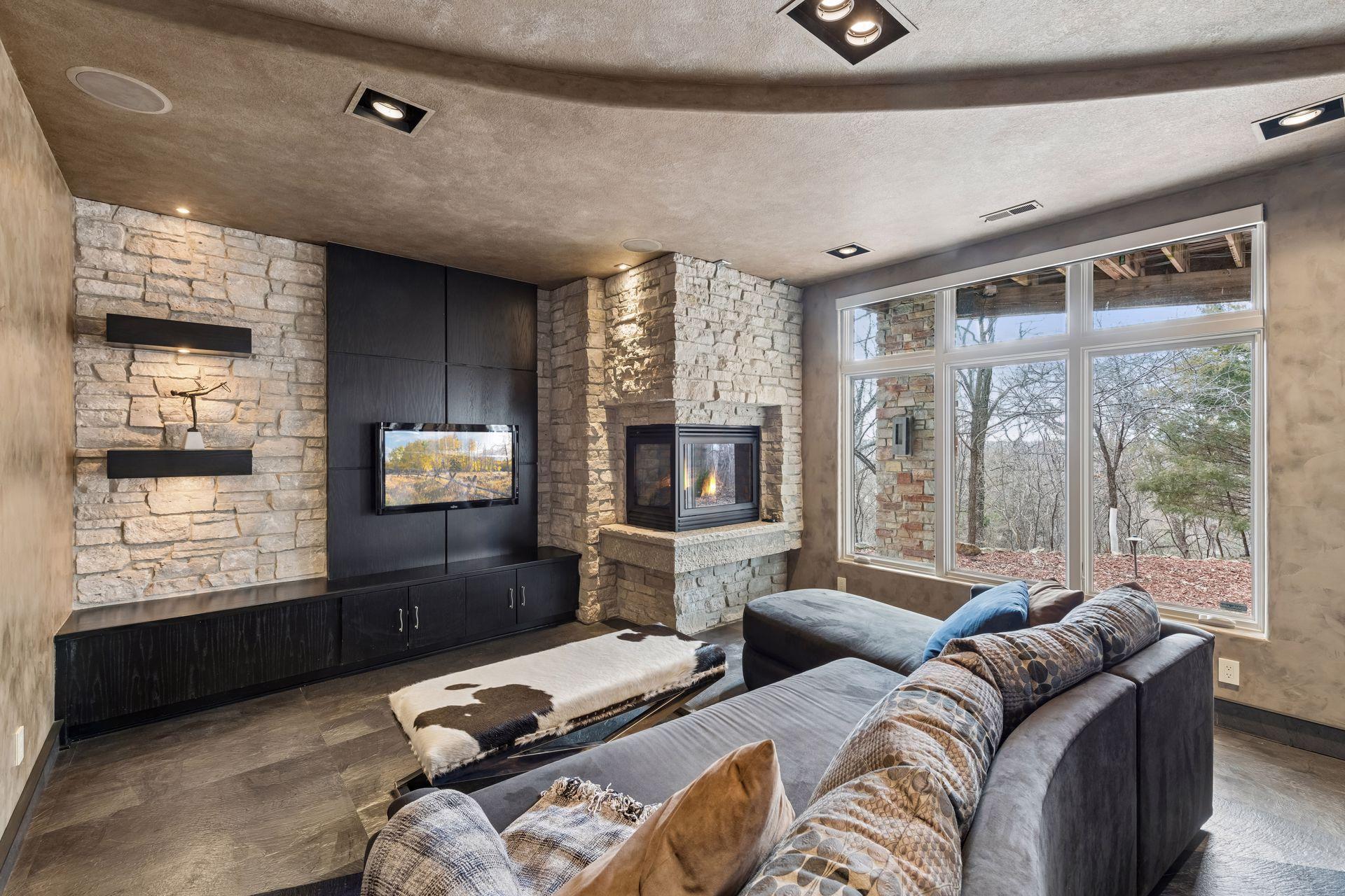 14262 Trace Ridge Road, Wayzata, MN 55391