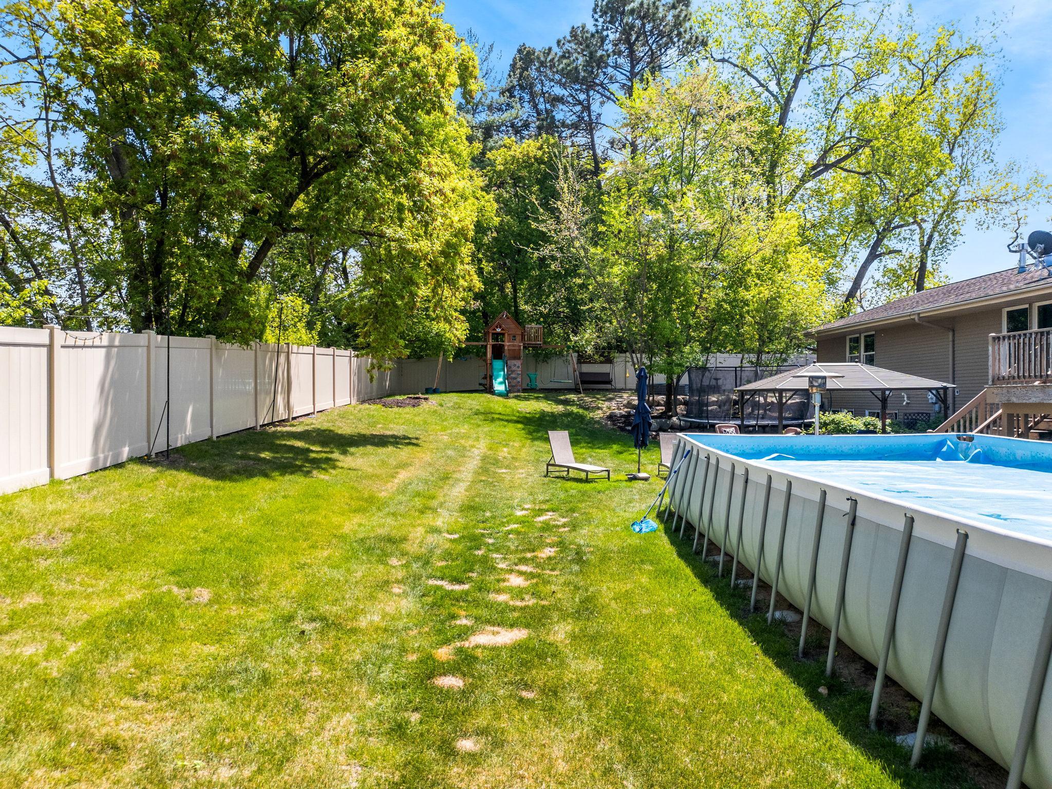 Huge yard with space for everything!