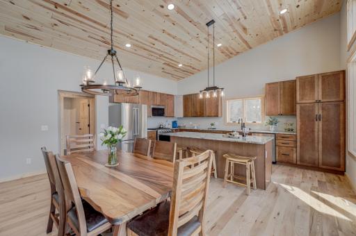 11721 N Vesper Drive