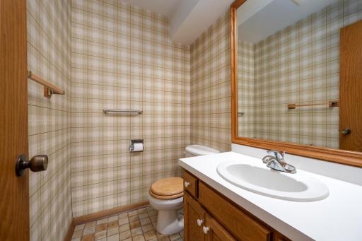 607 Pondhurst Drive, Amery, WI 54001