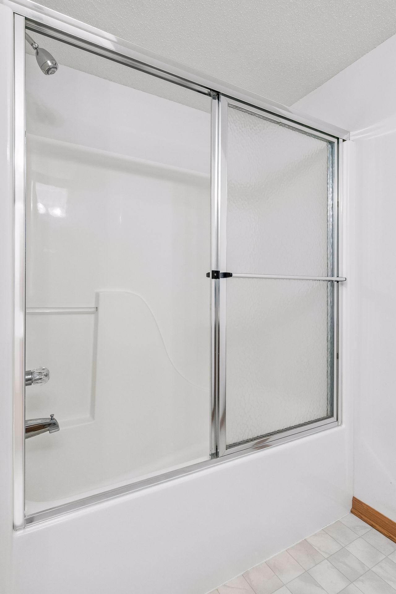 Nice to have a second shower with the basement bathroom