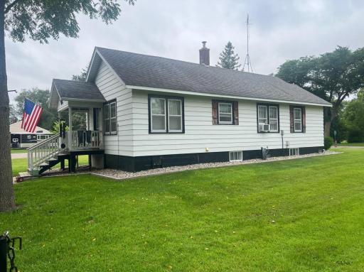 619 5th Street W, Litchfield, MN 55355