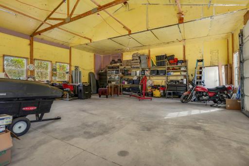 The shop is insulated and heated by a pellet burner, and the options are endless for what you could use this space for. Bring your ideas.