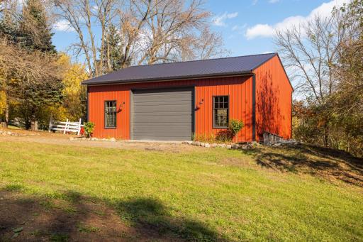 The shop has the cutest curb appeal ever! Hobbies, artist's workshop, car enthusiasts, woodworker, man cave, she shed, home-based business. What would you use this space for?