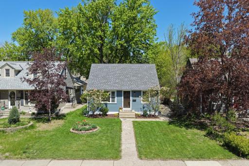 2916 W 60th Street, Minneapolis, MN 55410