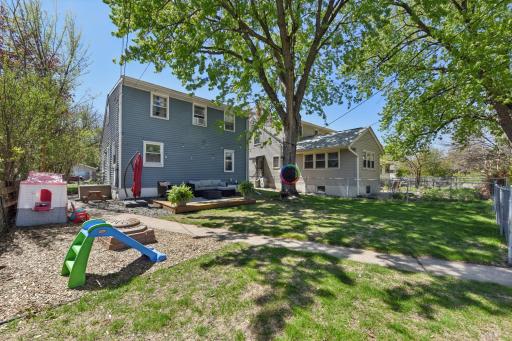 2916 W 60th Street, Minneapolis, MN 55410