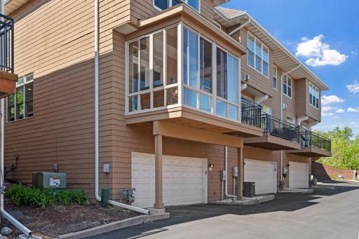 222 Ridgewood Avenue, Minneapolis, MN 55403