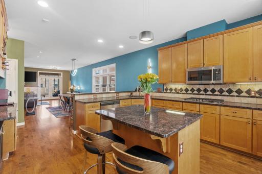 222 Ridgewood Avenue, Minneapolis, MN 55403