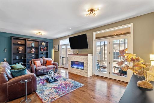 222 Ridgewood Avenue, Minneapolis, MN 55403