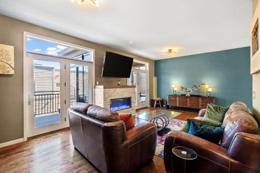 222 Ridgewood Avenue, Minneapolis, MN 55403