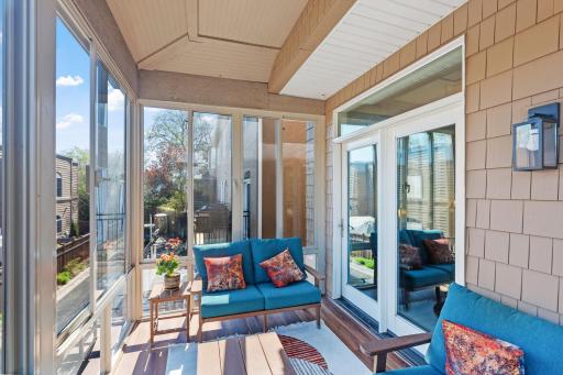 222 Ridgewood Avenue, Minneapolis, MN 55403