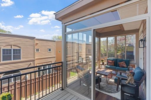 222 Ridgewood Avenue, Minneapolis, MN 55403