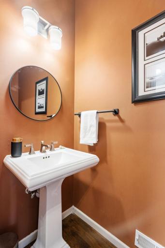 222 Ridgewood Avenue, Minneapolis, MN 55403