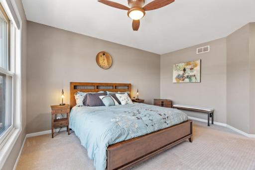 222 Ridgewood Avenue, Minneapolis, MN 55403