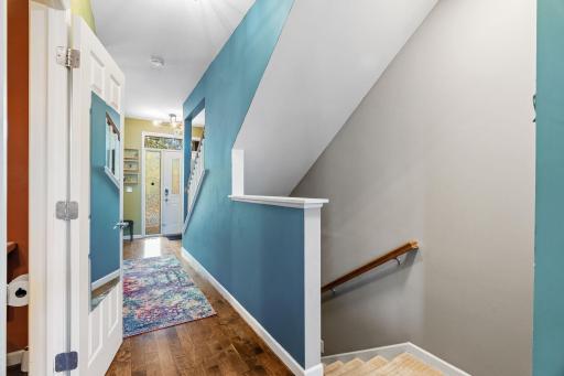 222 Ridgewood Avenue, Minneapolis, MN 55403