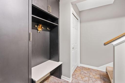 222 Ridgewood Avenue, Minneapolis, MN 55403