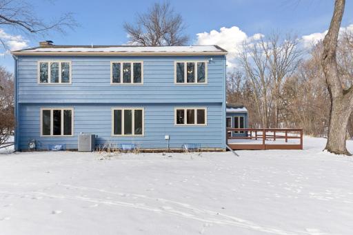 972 Lydia Drive W, Roseville, MN 55113