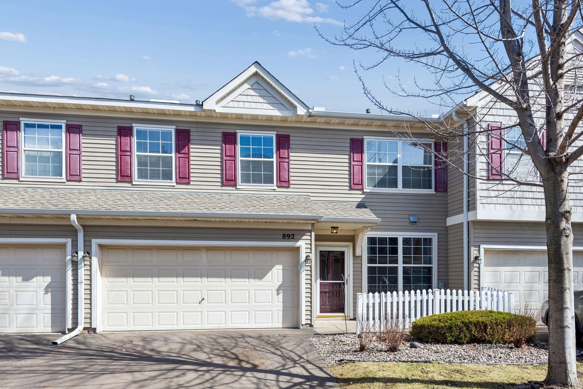 Welcome home to 892 Braunworth Court in the Clover Ridge neighborhood!