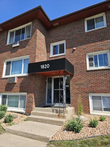 1820 Bromley Street, South Saint Paul, MN 55075