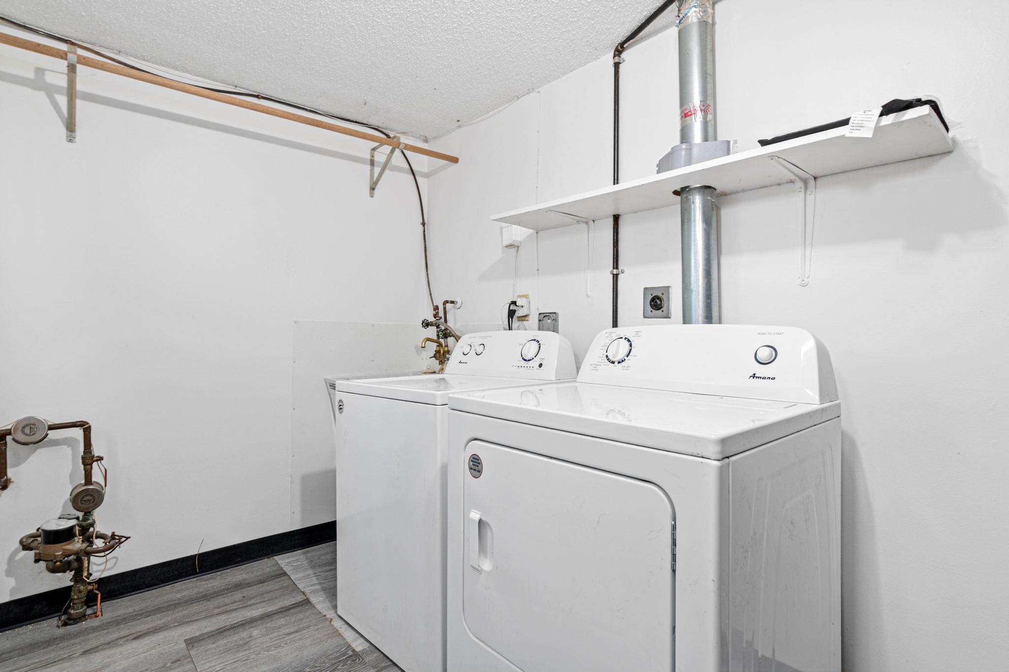 8101 Yates Ave N, Minneapolis-23.jpg