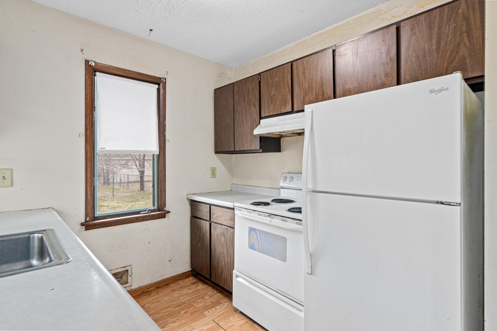 8101 Yates Ave N, Minneapolis-7.jpg